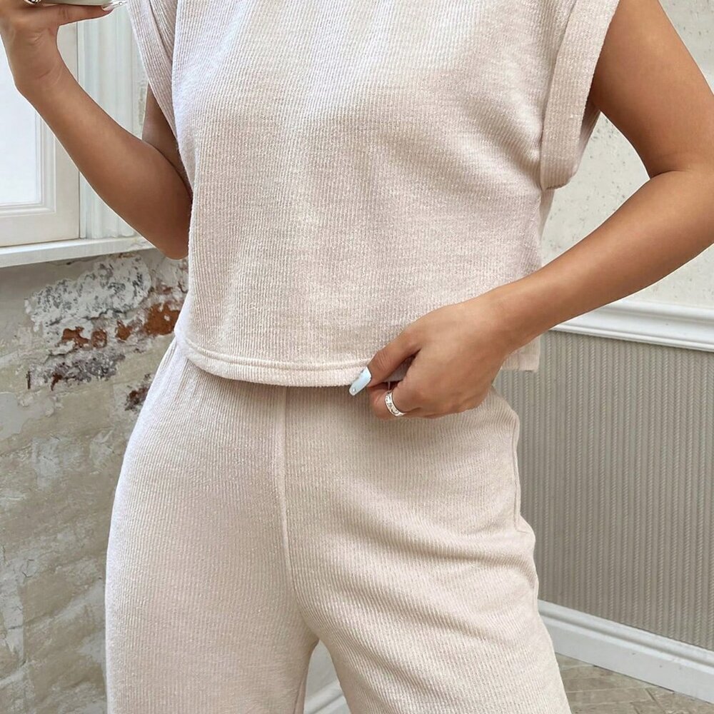 Apricot Casual Women's Knit Loose Batwing Sleeve Top And Pants Set - Picture 3 of 4